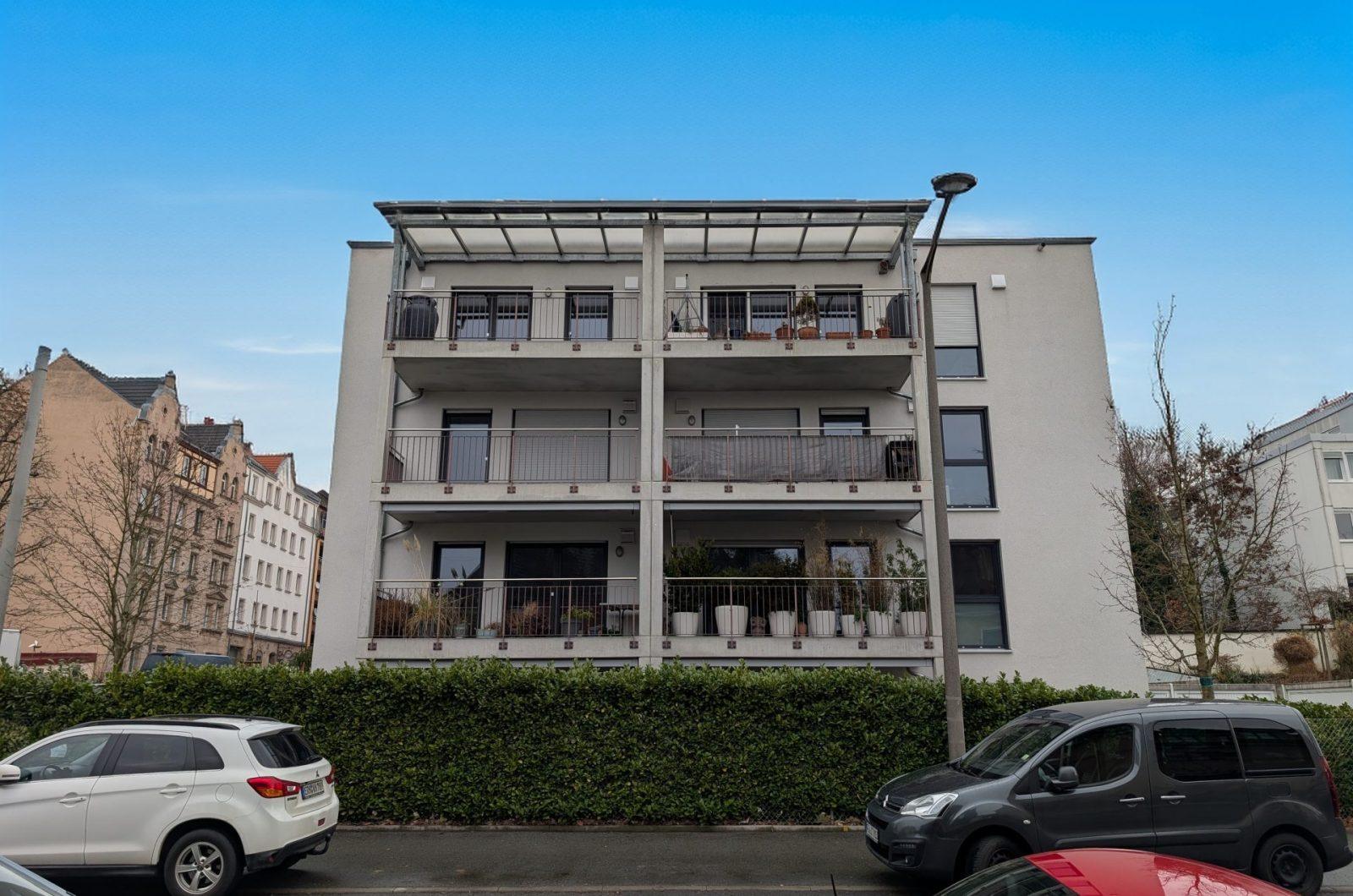 Vor dem Haus Pic2 FSS101FÜ