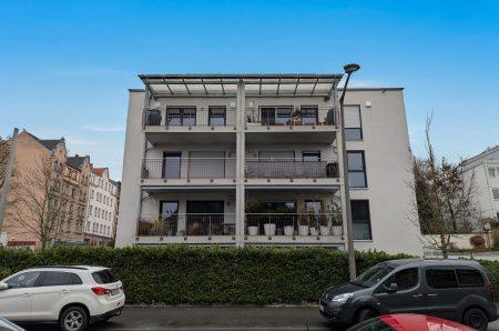 Vor dem Haus Pic2 FSS101FÜ