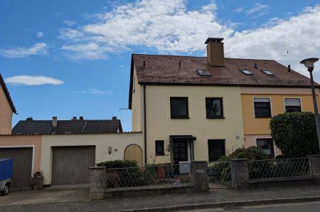 Vor dem Haus Pic2 RBS28DHH