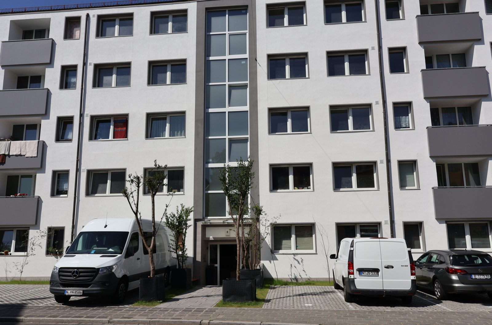 Vor dem Haus Pic1 SDDS41MI