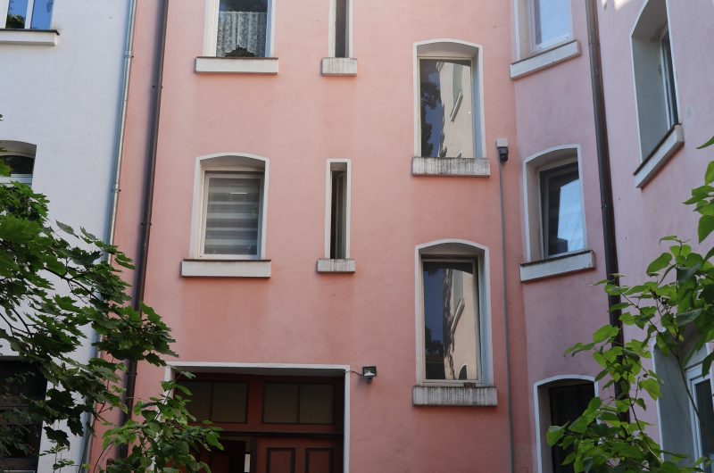 Hinter dem Haus Pic2 VKWMSMFH