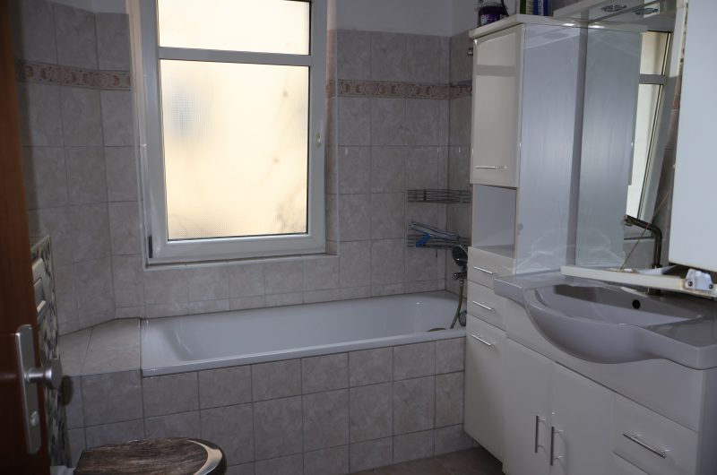 Tageslichtbad der Maisonettewohnung in Gostenhof