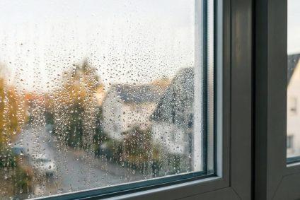 Beschlagenes neues Fenster durch fehlende Lüftung