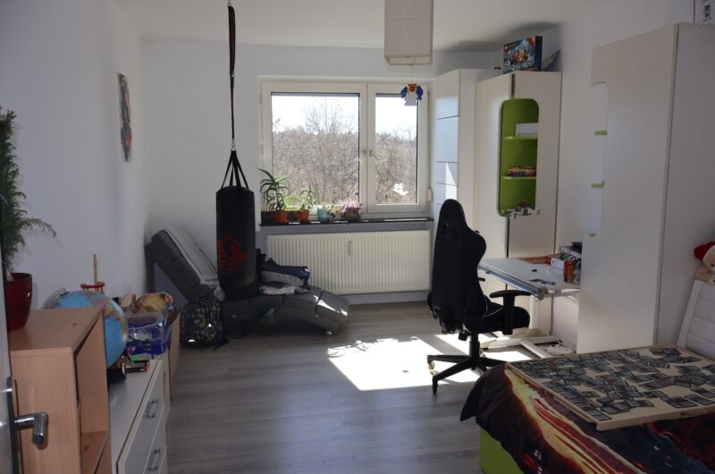 Flexibles drittes Zimmer, ideal als Büro oder Kinderzimmer genutzt