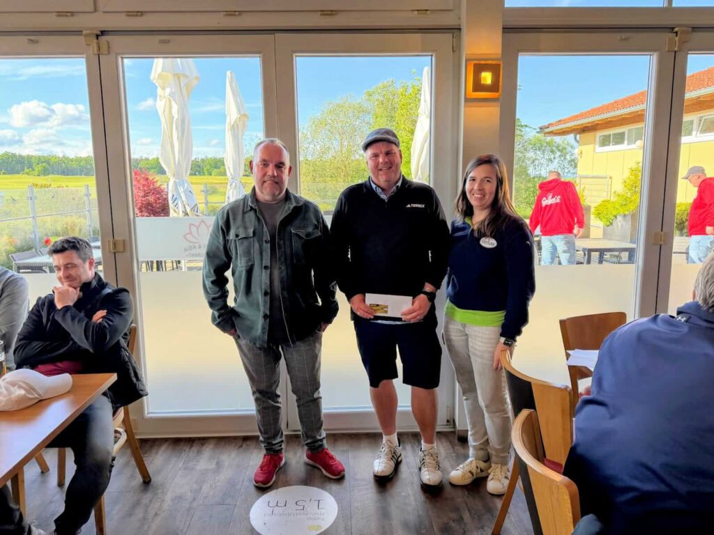 Maderer-immobilien-daddys-day-2026-brutto-a-zweiter-marco-roth | Maderer Immobilien Marco Roth Belegt Den Starken 2. Platz in Der Klasse Brutto a Beim Vatertagsturnier Auf Der Golfrange Nürnberg.