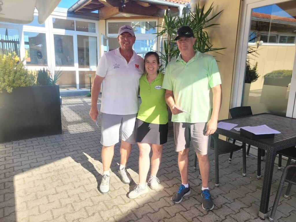 Maderer-immobilien-montagsturnier-birdiepool-juergen-rupp-steve-aiwohi | Maderer Immobilien Ein Großes Aloha an Die Birdiepool-sieger Jürgen Rupp Und Steve Aiwohi Beim 4. Montagsturnier.