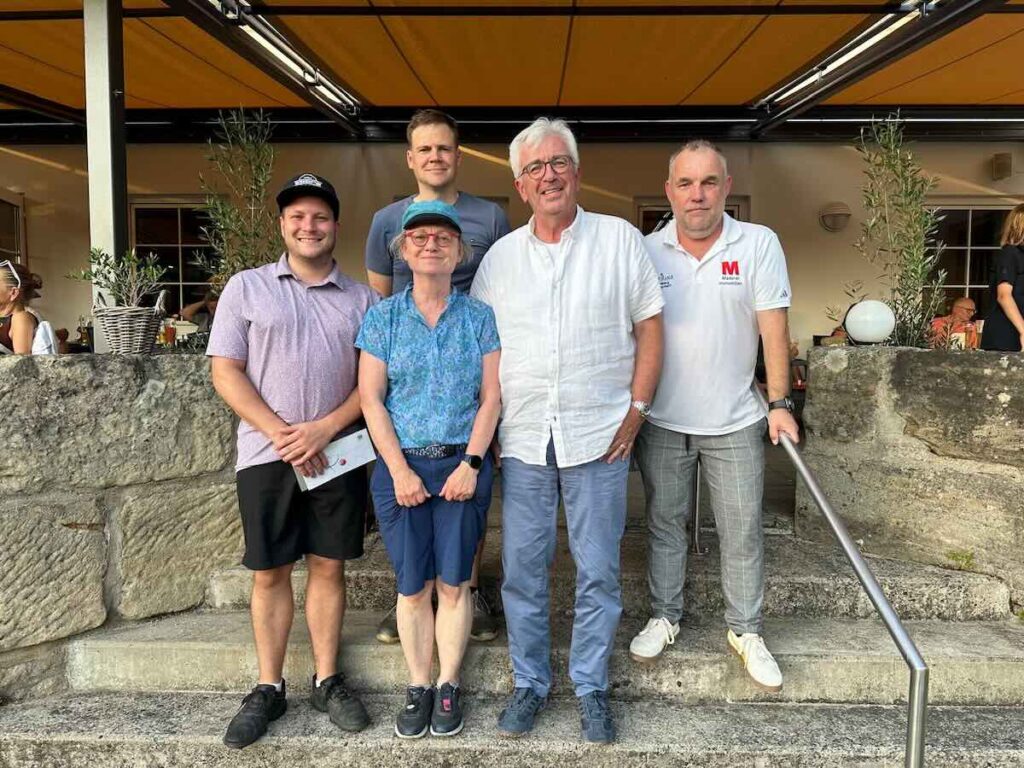 Strahlende Sieger Trotz 40 Grad Hitze Beim 2. Maderer Immobilien After Work Turnier Im Golfclub Lichtenau.