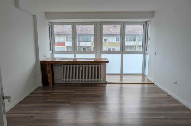 1 Zimmer Single Apartment große Fensterfront Nürnberg