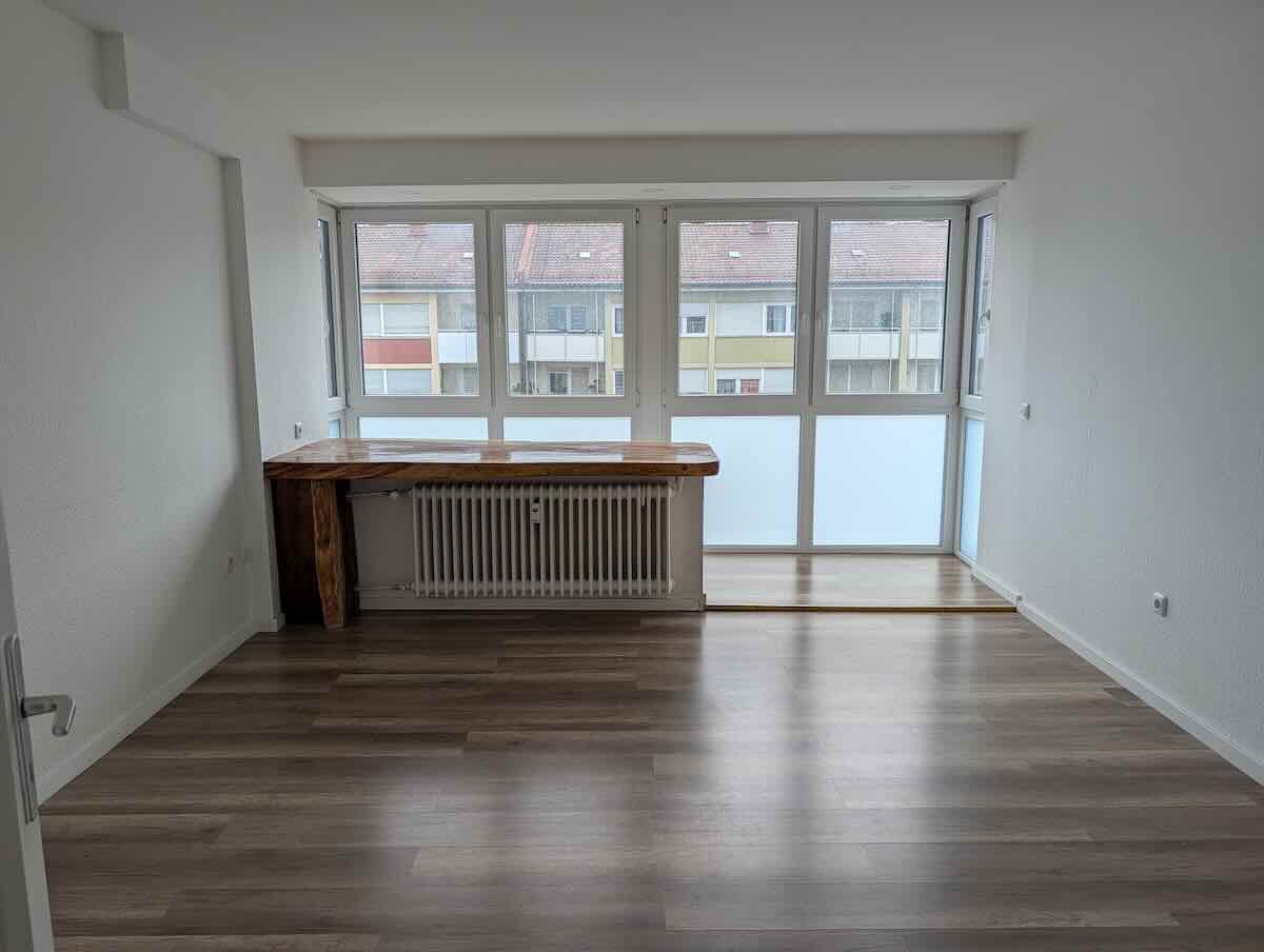 1 Zimmer Single Apartment Große Fensterfront Nürnberg