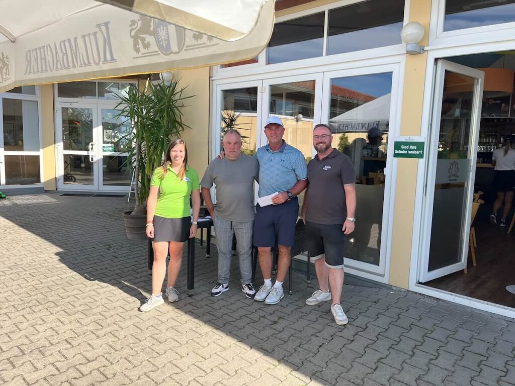 André Schüler Gewinnt Mit 76 Schlägen Souverän Die Klasse Brutto a Beim Maderer Immobilien Monatspreis Auf Der Golfrange Nürnberg.