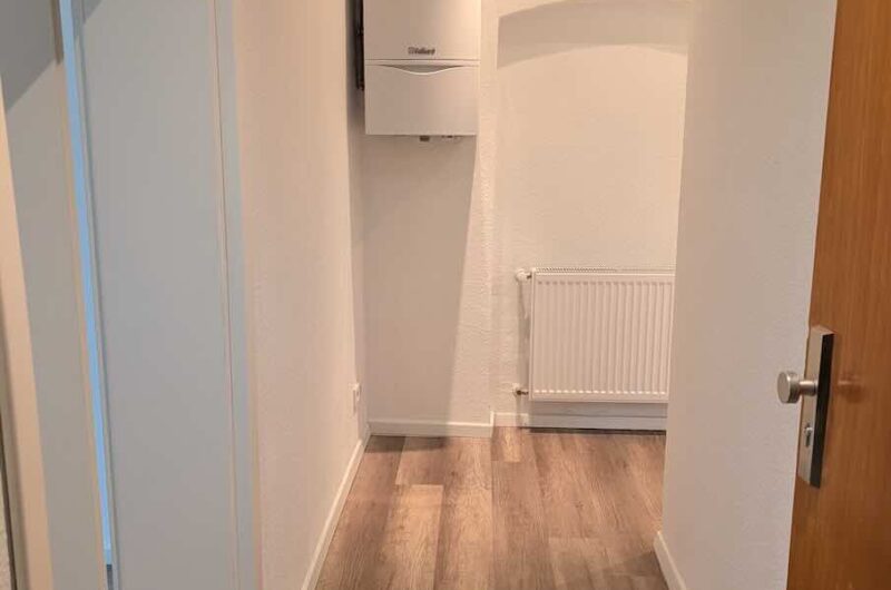 Eingangsbereich der Mietwohnung mit platzsparender Vaillant Gasetagenheizung