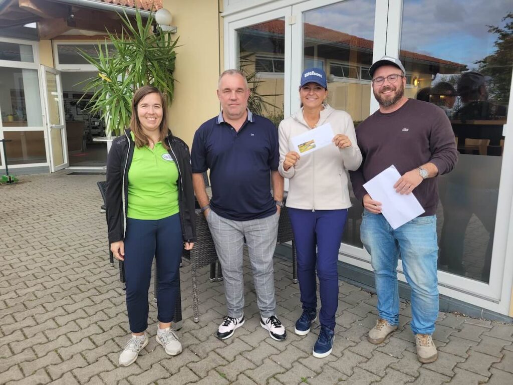 Alexandra Schüler Gewinnt Mit 10 Punkten Souverän Die Brutto-wertung Der Damen Beim 19. Maderer Immobilien Montagsturnier.
