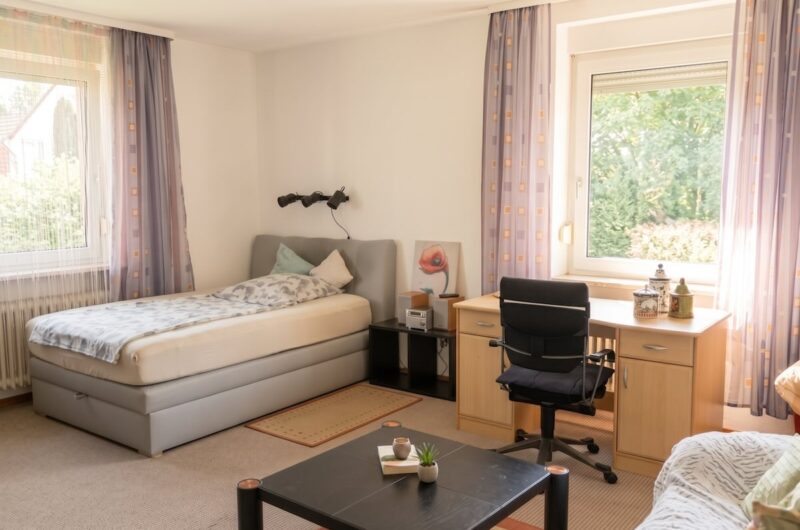 Kinderzimmer des freistehenden Einfamilienhauses mit idyllisch eingewachsenem Grundstück in Nürnberg Gleißhammer – Maderer Immobilien